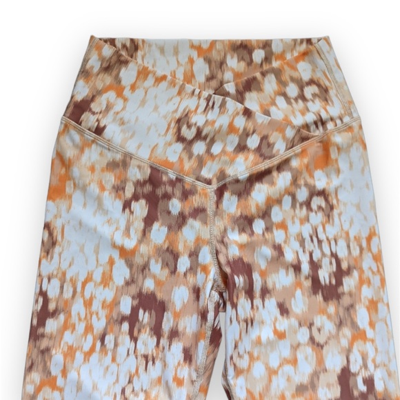 Aerie Offline Workout Leggings - Orange Cream Print - Women’s Legging - Spandex - Picture 3 of 6